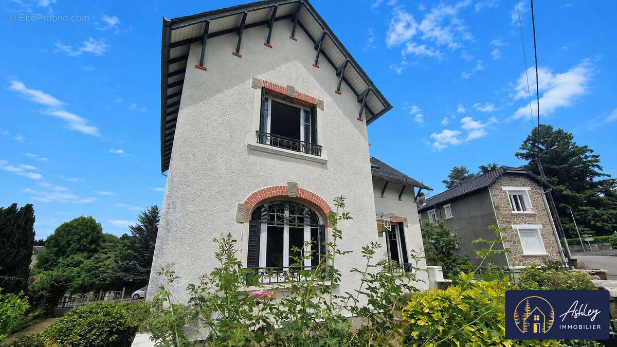 Maison à vendre Neuvic 4 pièces - Maison à NEUVIC