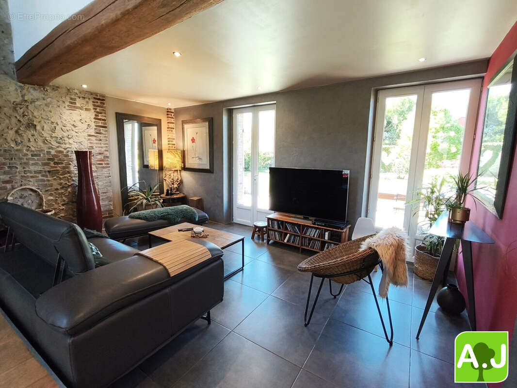 Maison à EZY-SUR-EURE