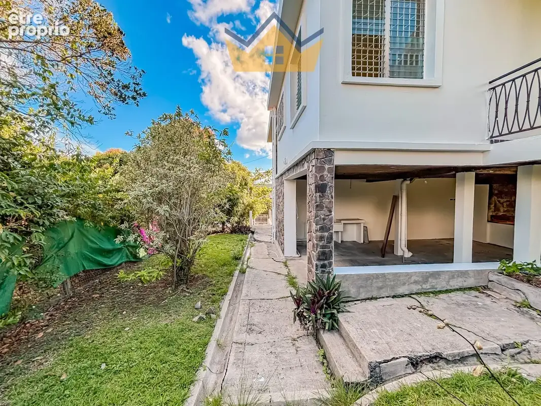 Maison 7 pièces 147 m² à vendre à Fort-De-France (97200) - photo 7