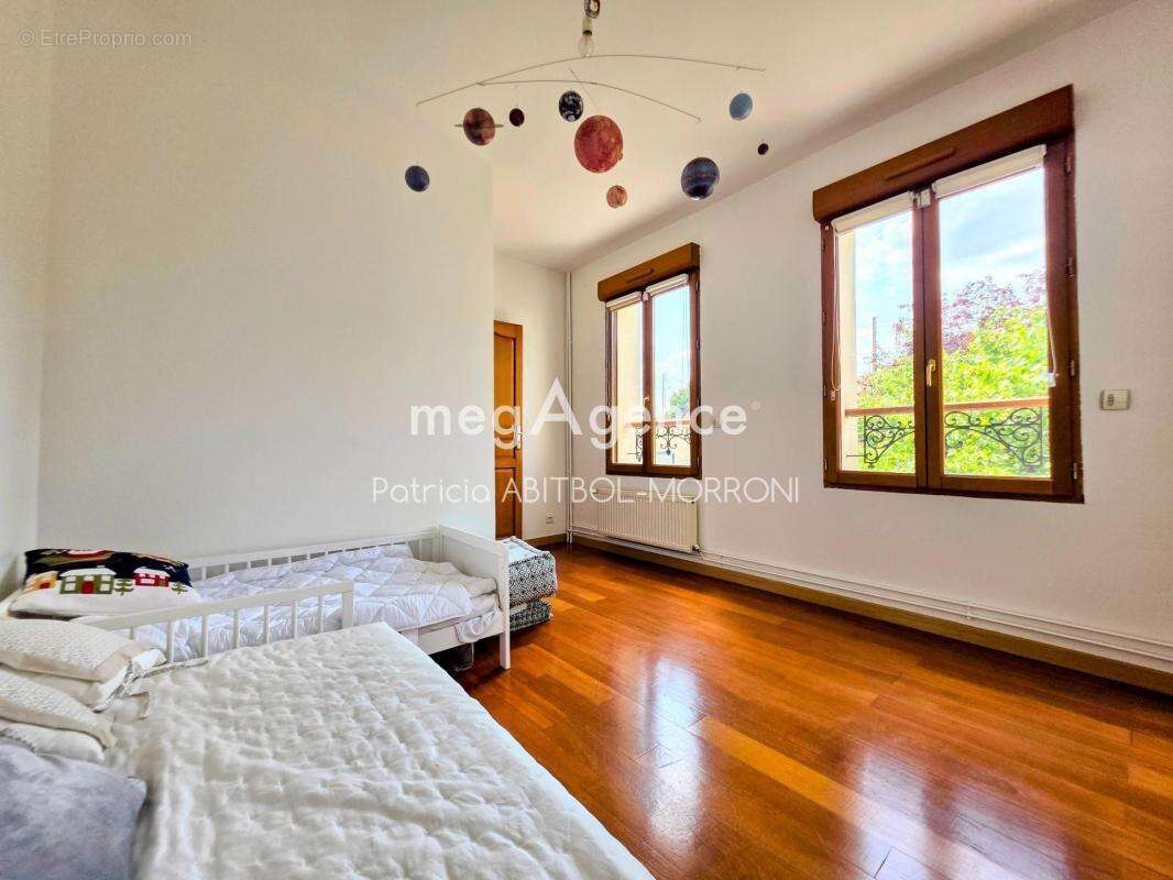 Maison à NEUILLY-PLAISANCE