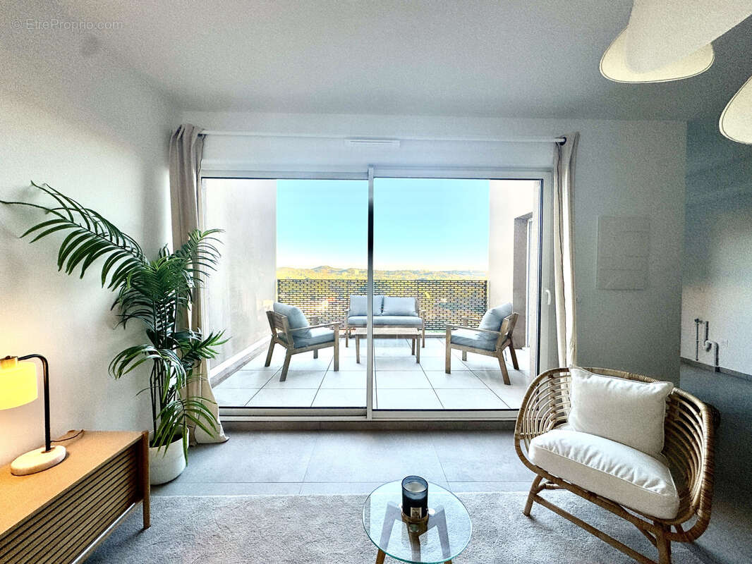 Appartement à FREJUS