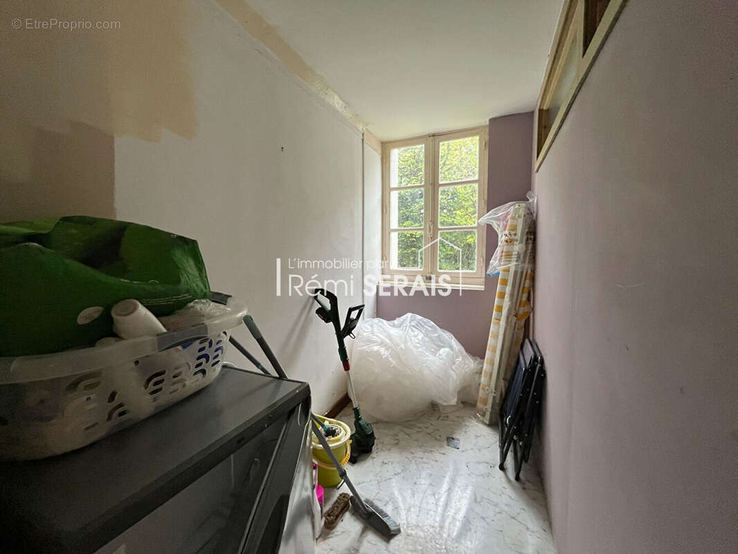 Maison à SAINT-ROCH-SUR-EGRENNE