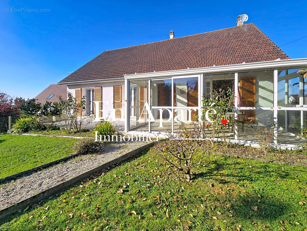 Maison à SAINT-PAIR-SUR-MER