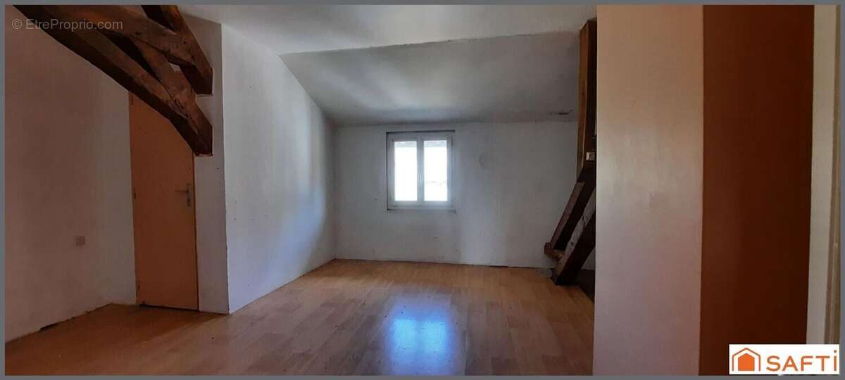 Photo 9 - Maison à LUBERSAC