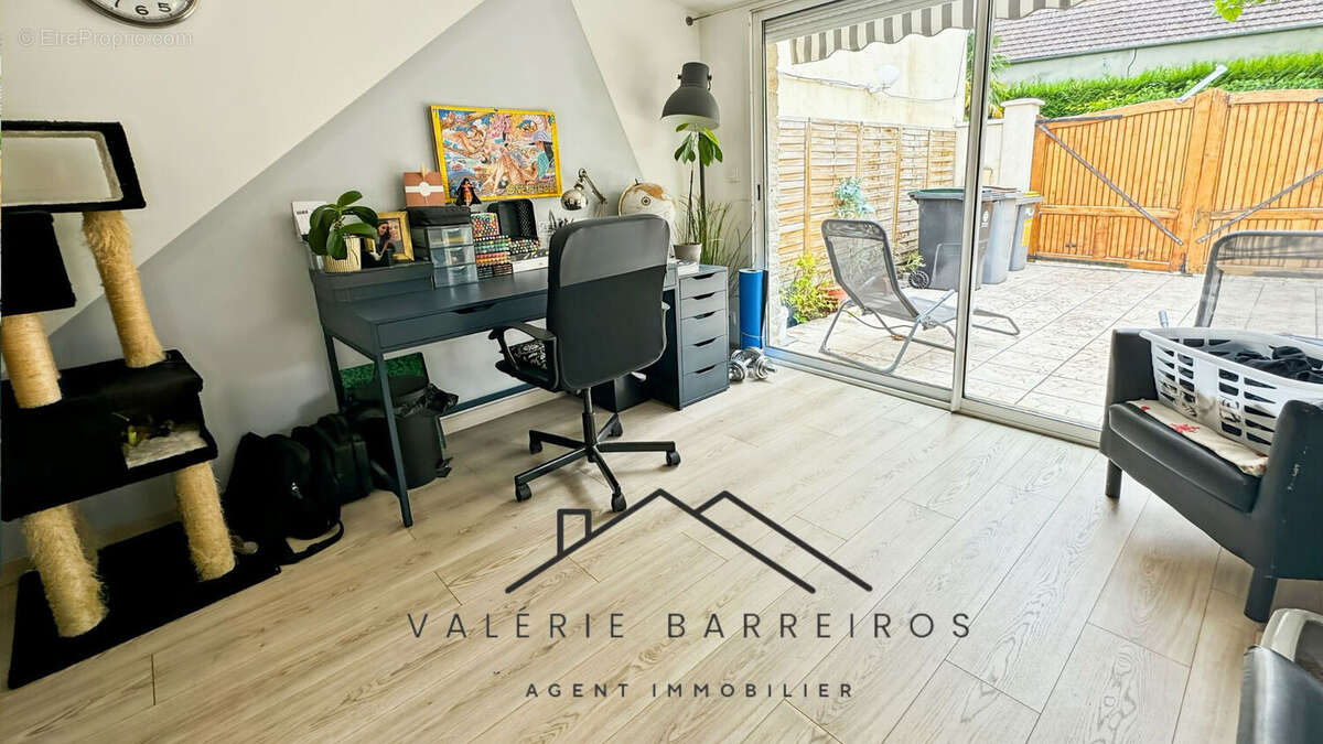 Maison à TOURVILLE-LA-RIVIERE