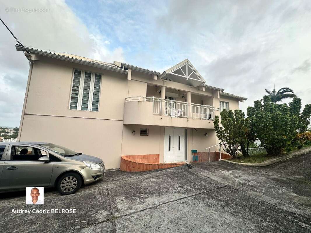 Appartement à FORT-DE-FRANCE