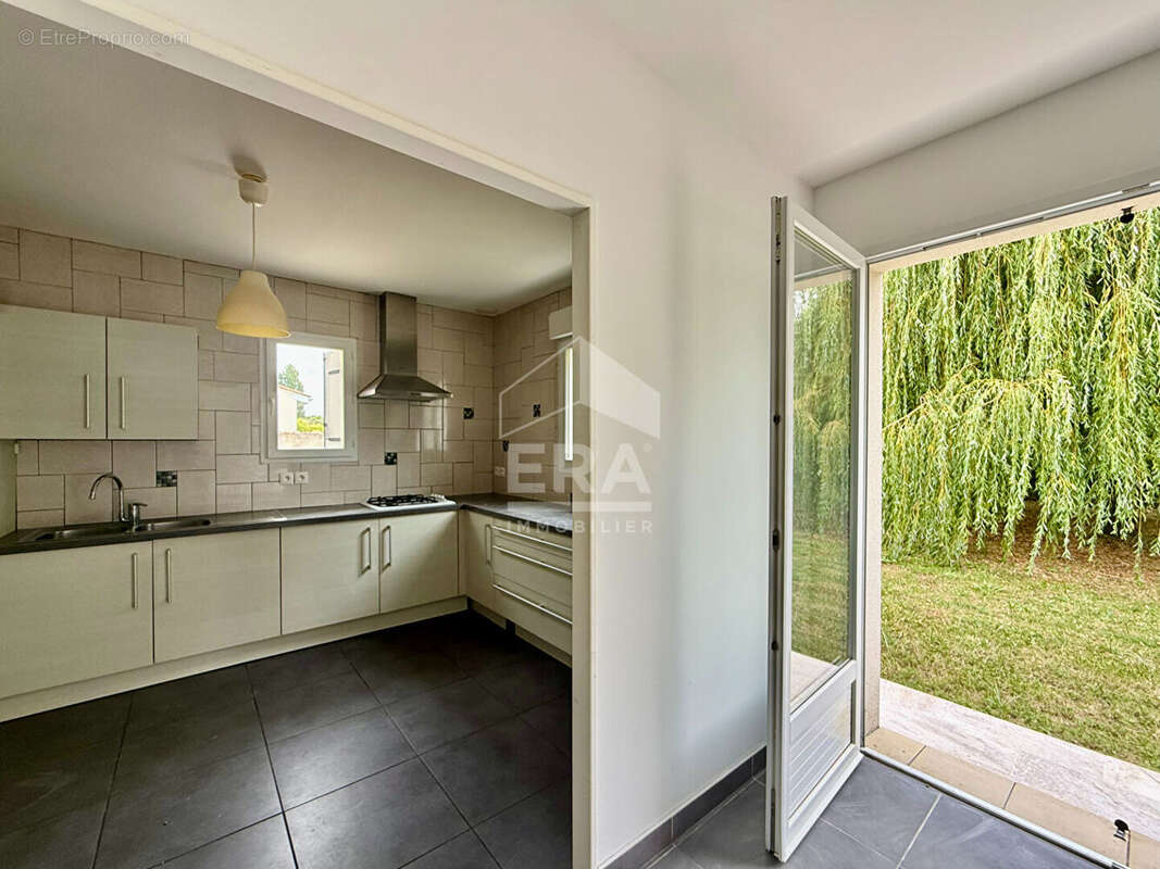 Belle maison plain-pied - 3 chambres - quartier calme - photo 5
