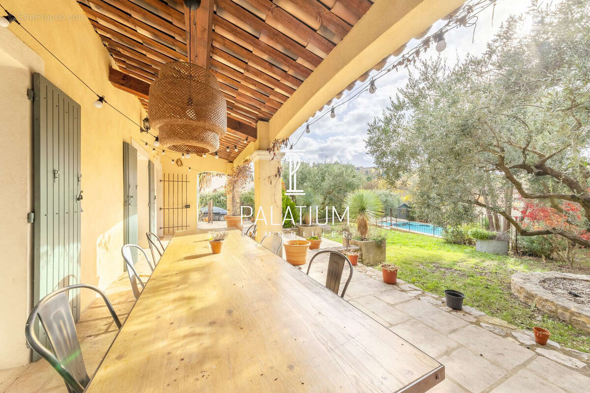 Maison à PIERREVERT