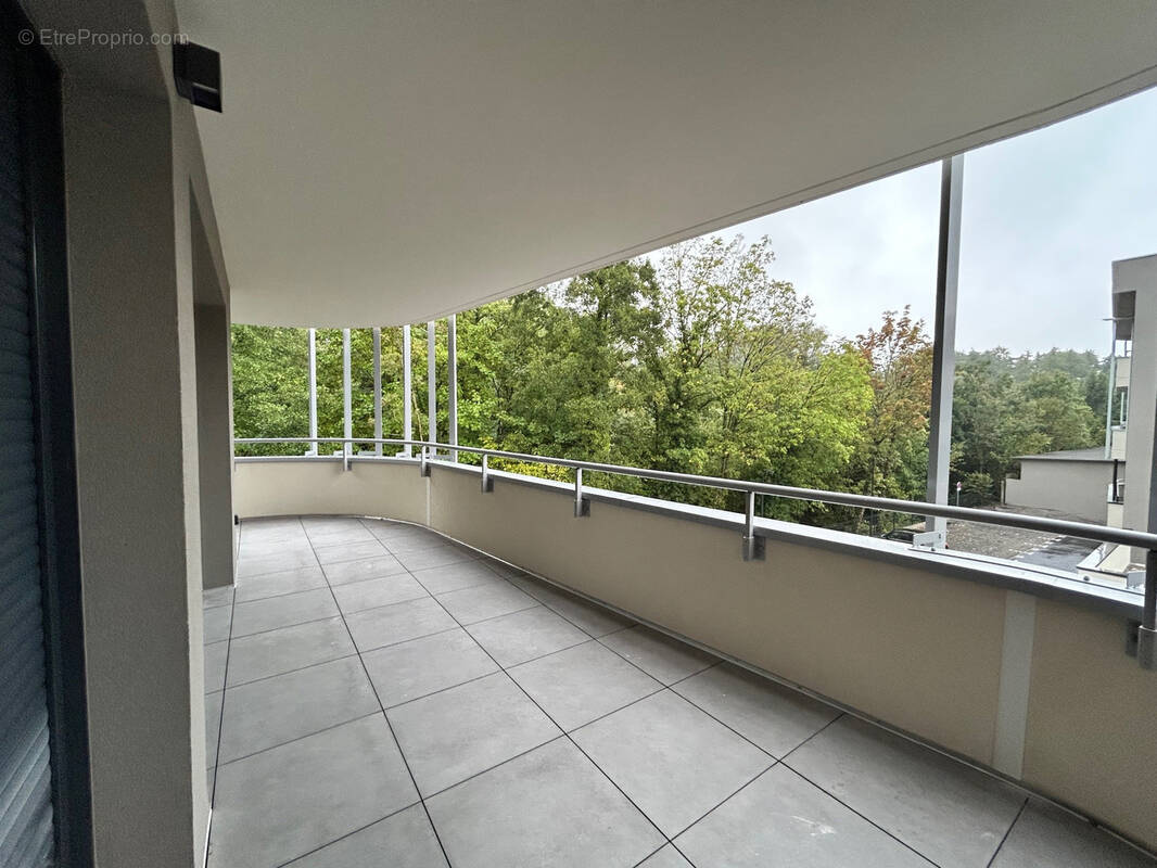Appartement à VIVIERS-DU-LAC