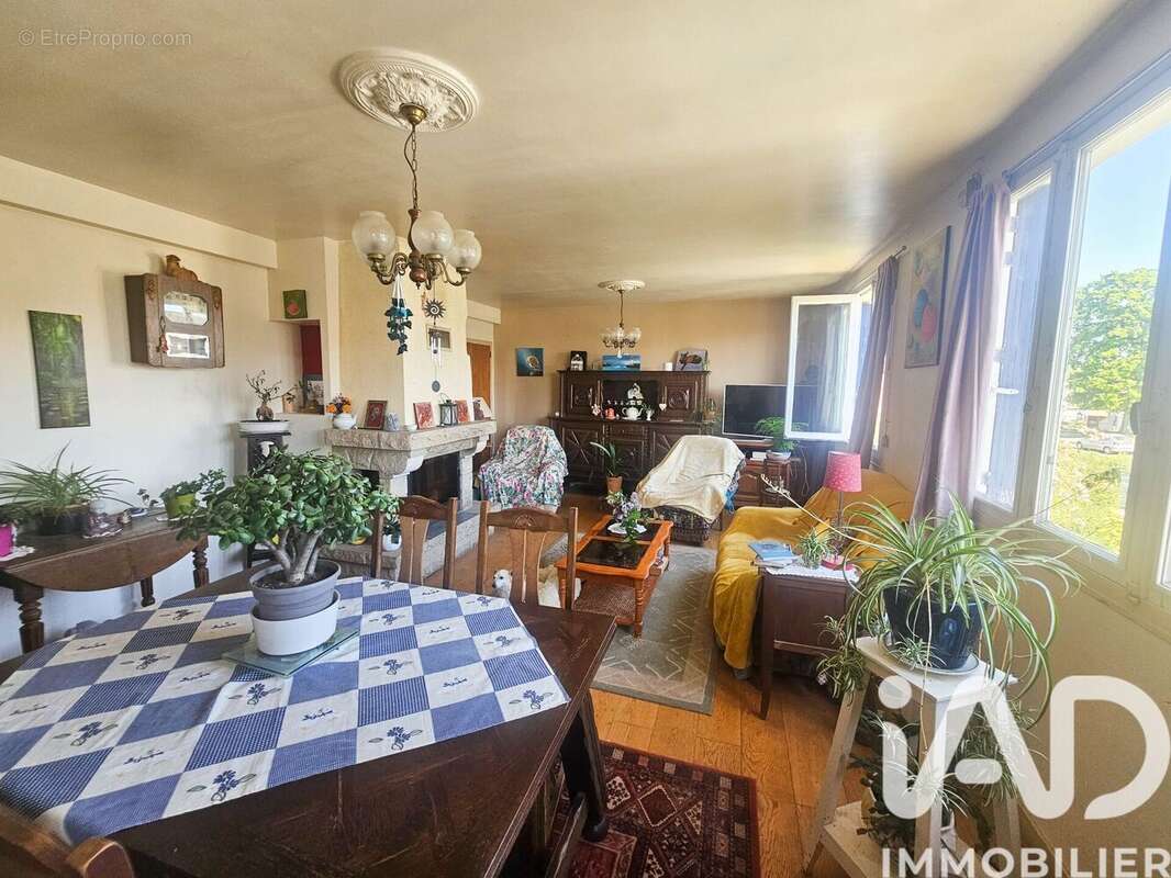 Photo 6 - Maison à SAINT-MEEN-LE-GRAND