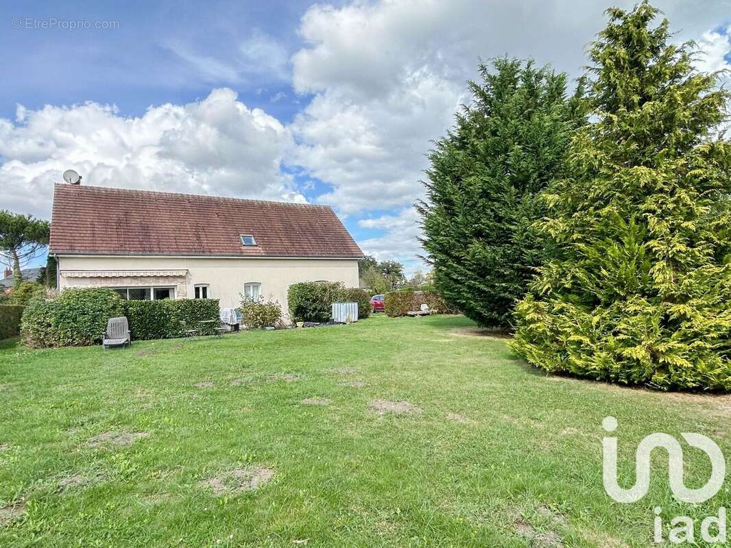 Photo 2 - Maison à ONS-EN-BRAY