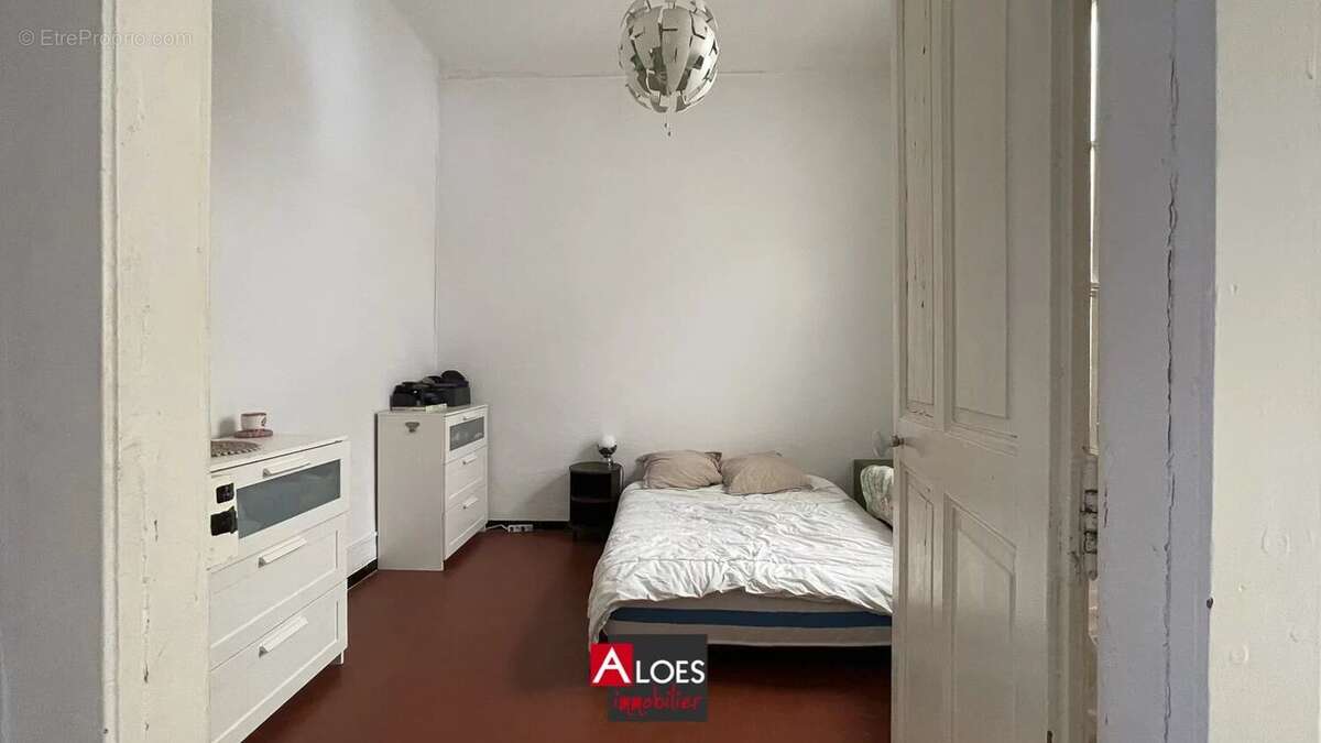 Maison Aigues-Mortes avec appartement et vaste local/garage - photo 7