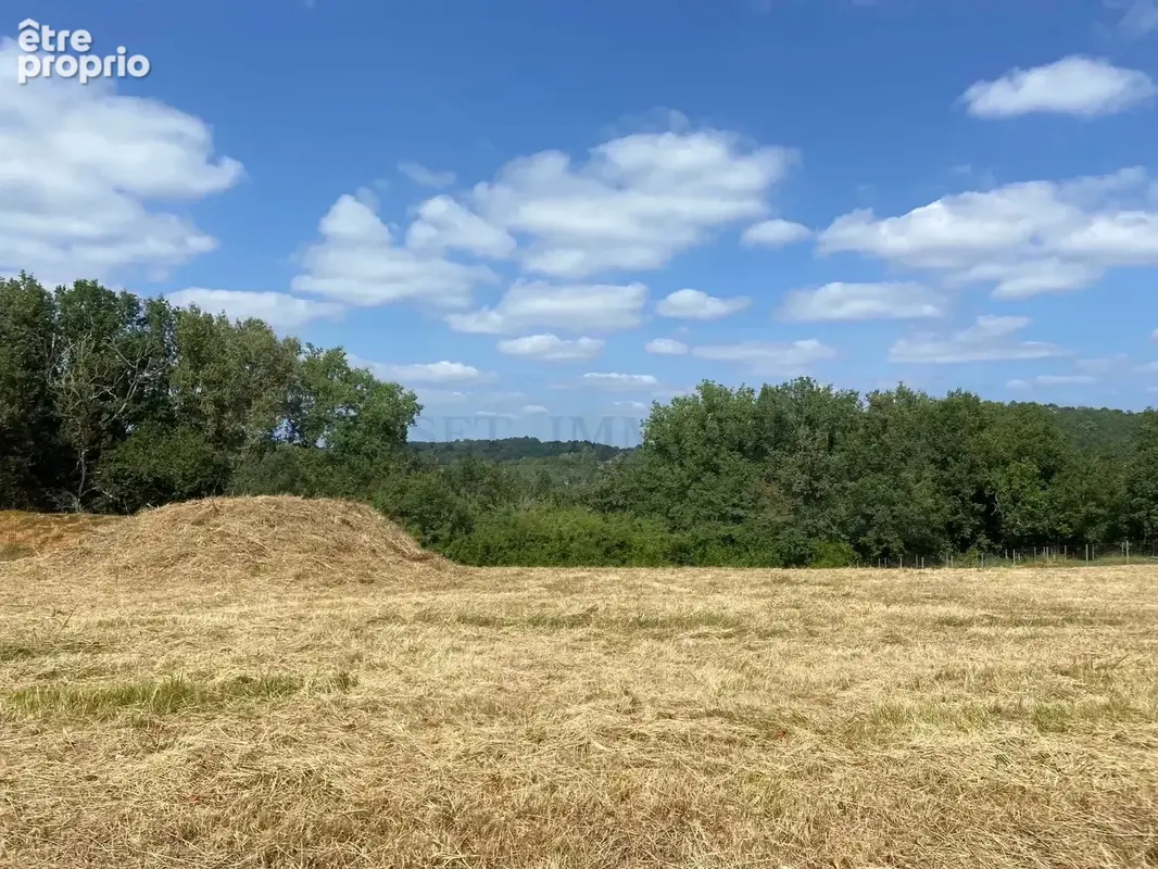 Terrain à bâtir de 2024 m² - photo 2