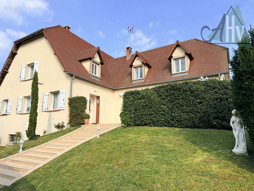 Maison à PLESSIS-BARBUISE