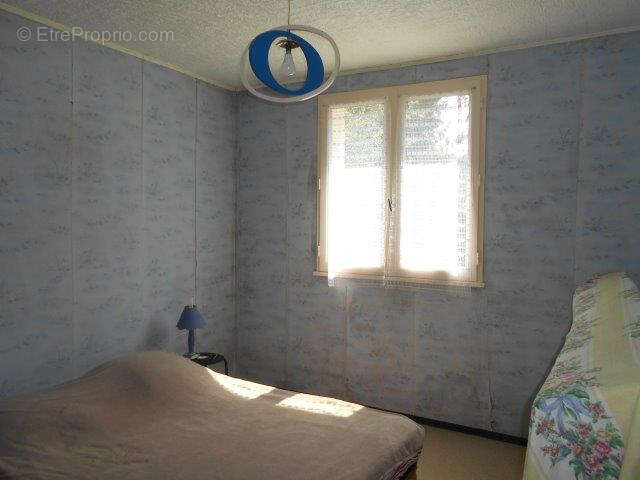 Maison familiale de plain-pied, de 86 m2 habitables, 3 chambres sur terrain de 1077 m2 - photo 8