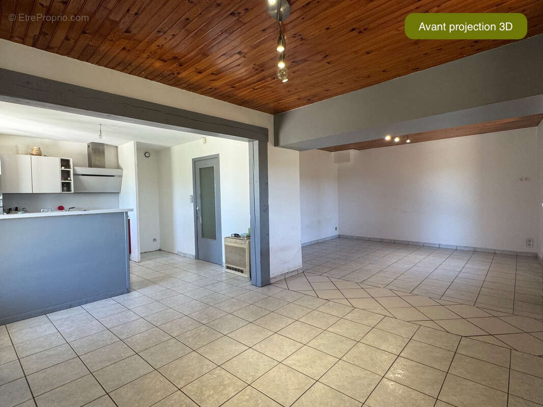 Maison à MONTBOUCHER-SUR-JABRON