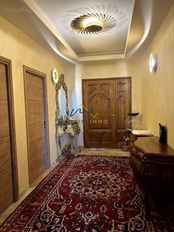 A VENDRE BEAUPUY   Propriété contemporaine de 290 m2 avec de - photo 4