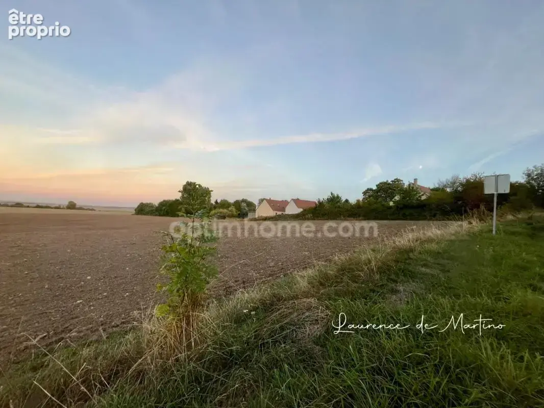 Montjavoult – terrain à bâtir de 1 131 m² – vue dégagée sur la campagne - - photo 4
