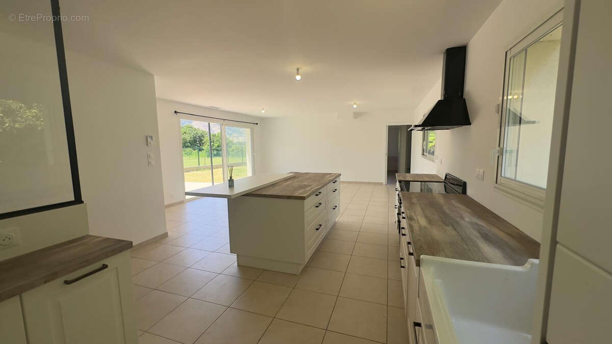 Maison à LA COUCOURDE