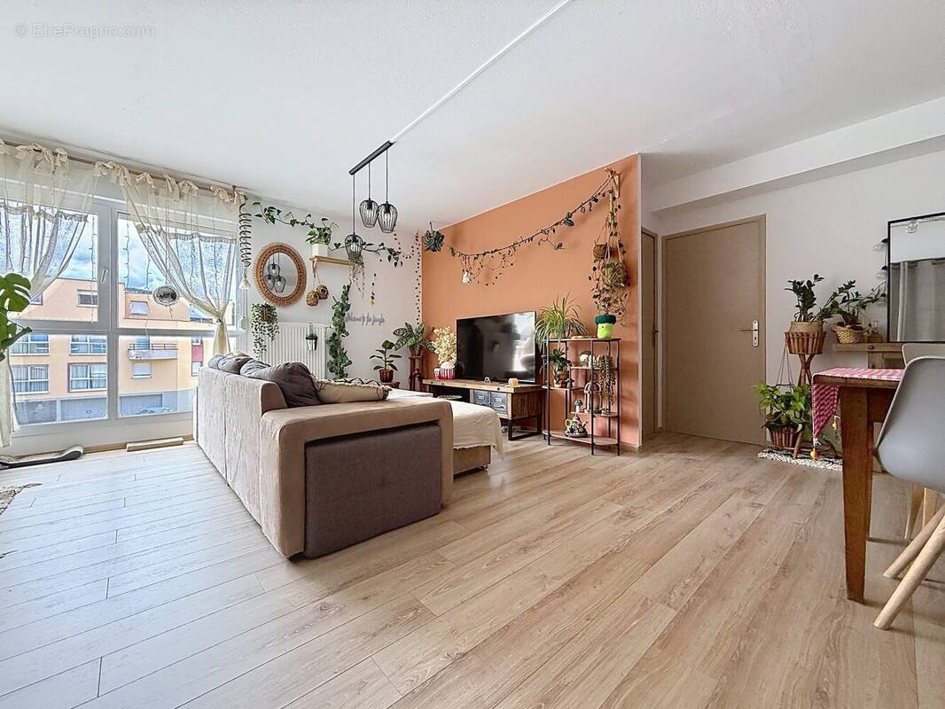Appartement à VALDOIE