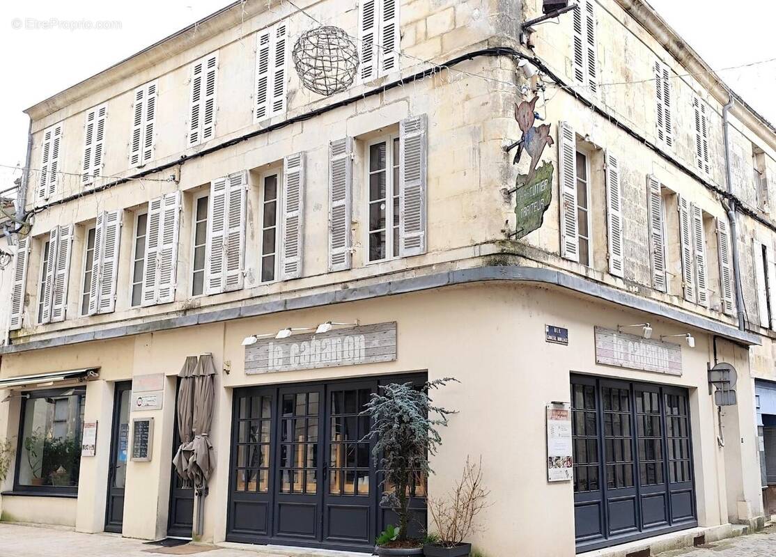 Photo 1 - Appartement à SAINT-JEAN-D'ANGELY