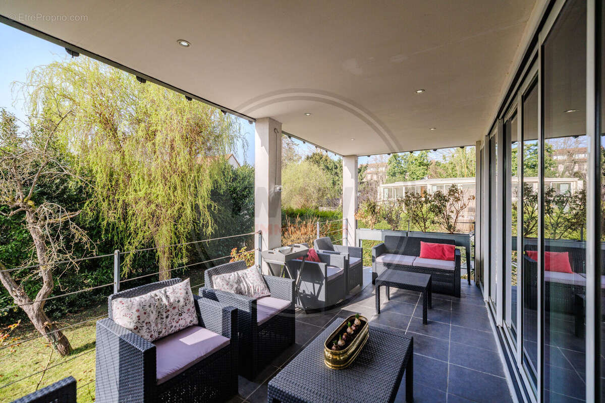 Maison à VERNEUIL-SUR-SEINE