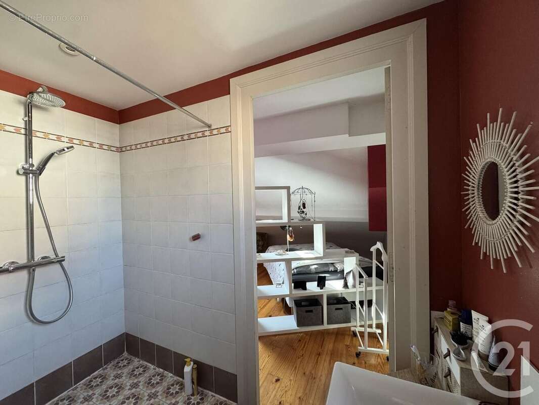 Maison à VILLEURBANNE