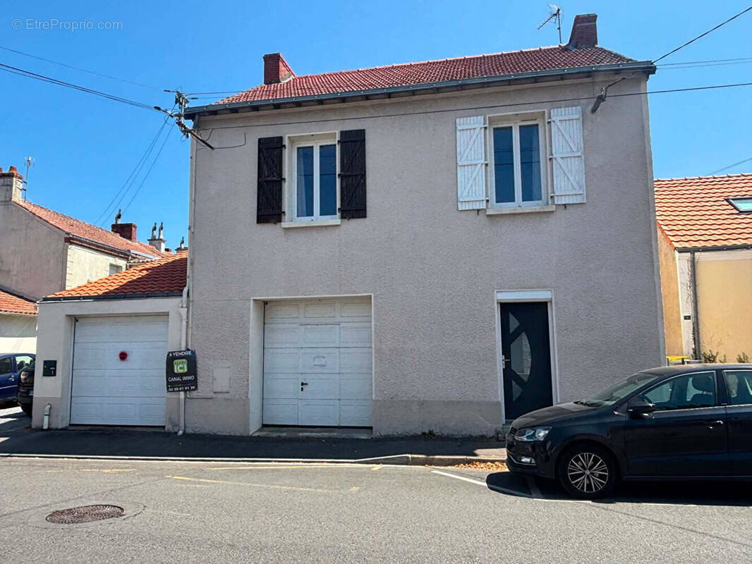 Maison à LE PELLERIN