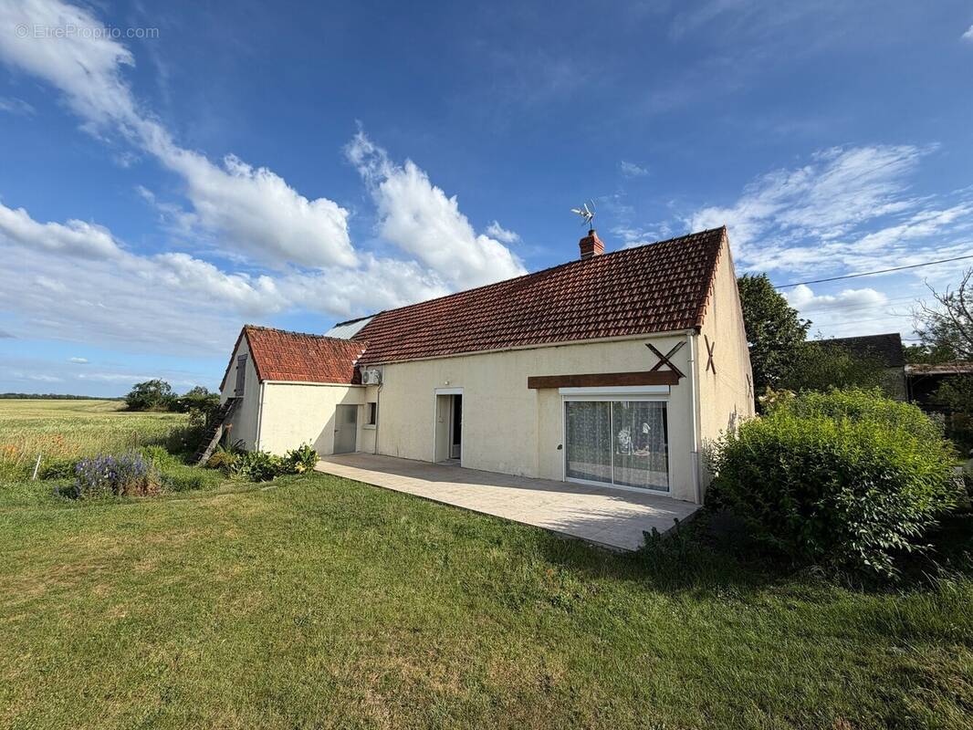 Maison à MAREUIL-SUR-ARNON