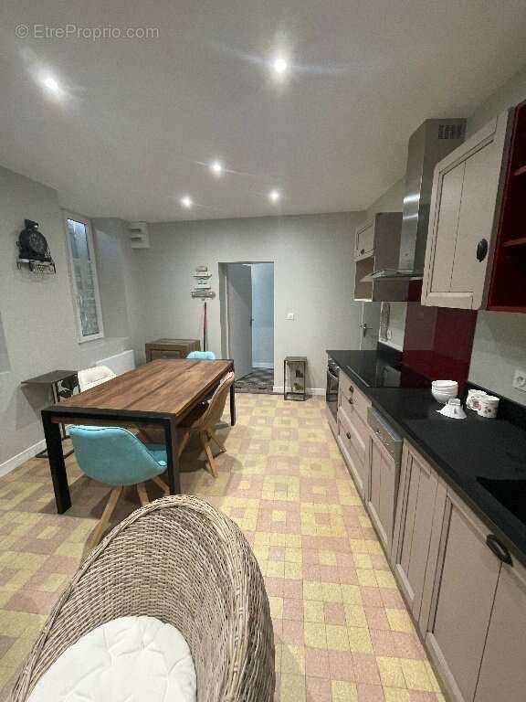Appartement à CHATEAU-CHINON(VILLE)