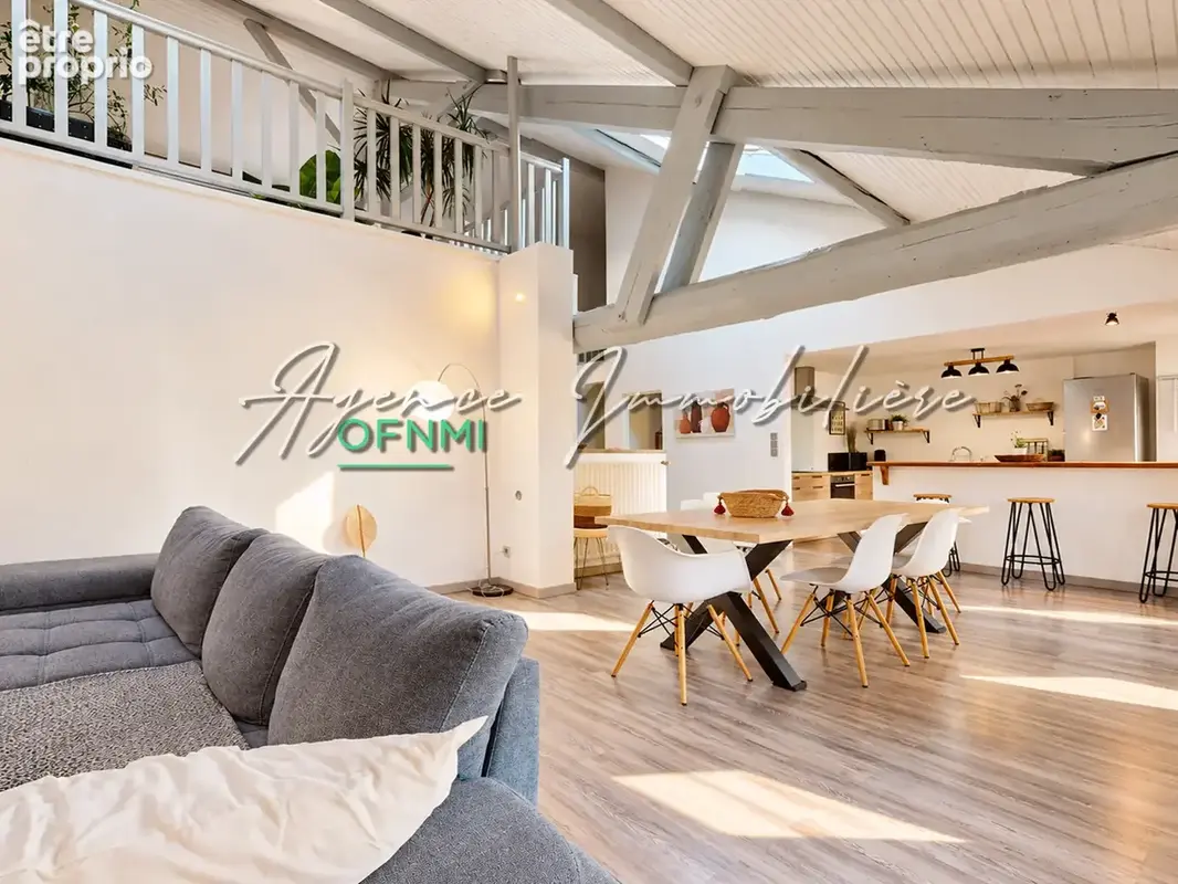 Loft Atypique en duplex avec Garage - photo 3