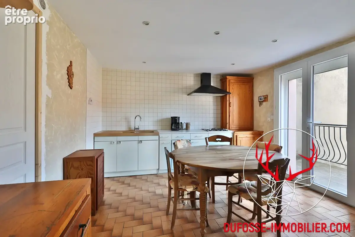Vernaison 69390  Propriété.  172 m²  Deux maisons  Dépendances et  terrain . - photo 10