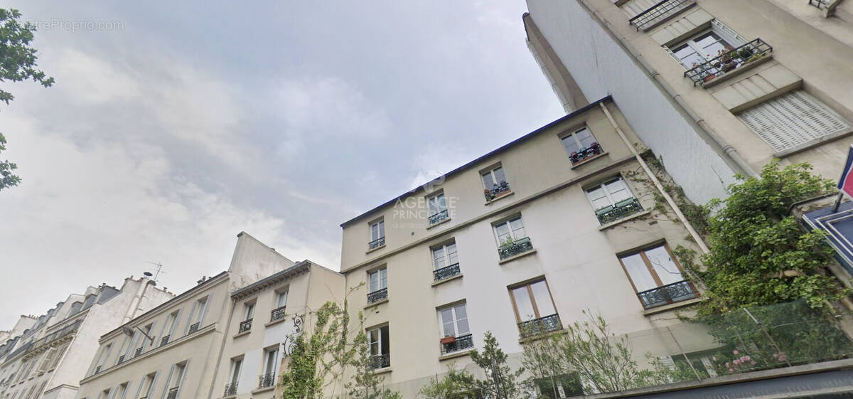 Appartement à PARIS-18E
