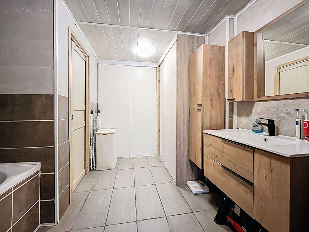 Appartement à MONT-SAXONNEX