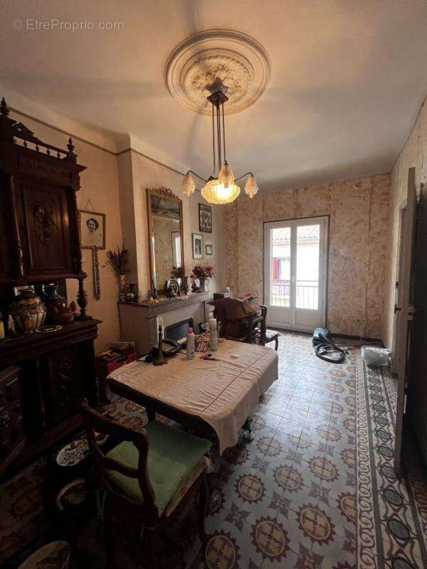 Maison à SAINT-GILLES