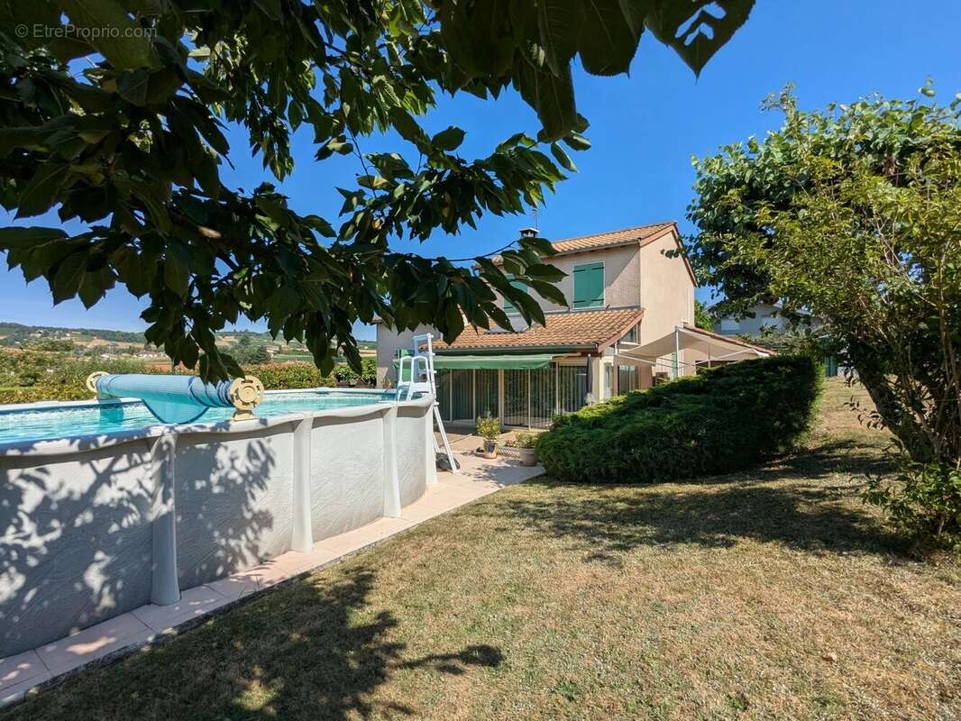 Maison 127 m² à Hurigny  - photo 18