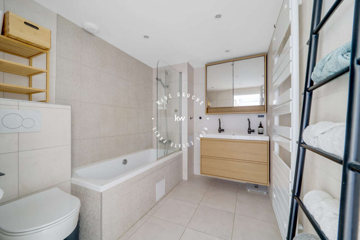 Appartement 74 m² à Issy-Les-Moulineaux  - photo 9