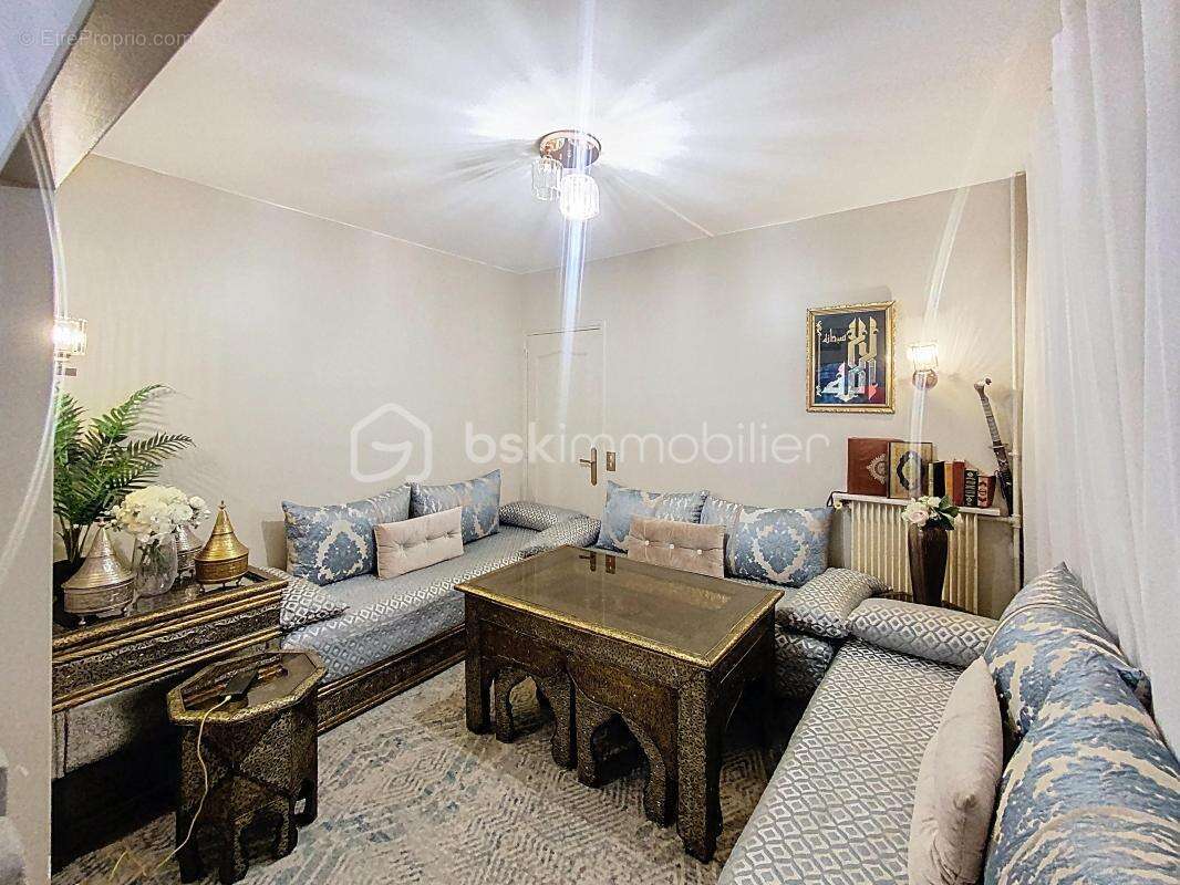 Appartement à STAINS