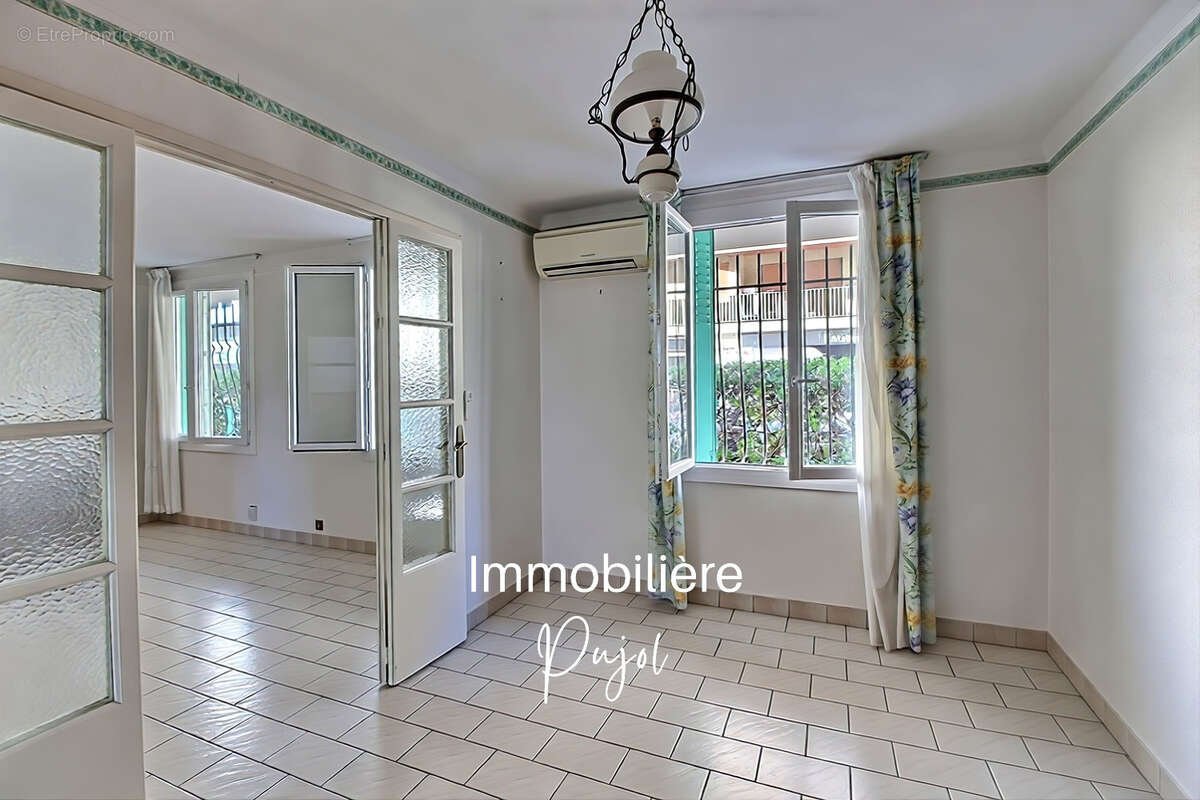 Appartement à MARSEILLE-6E