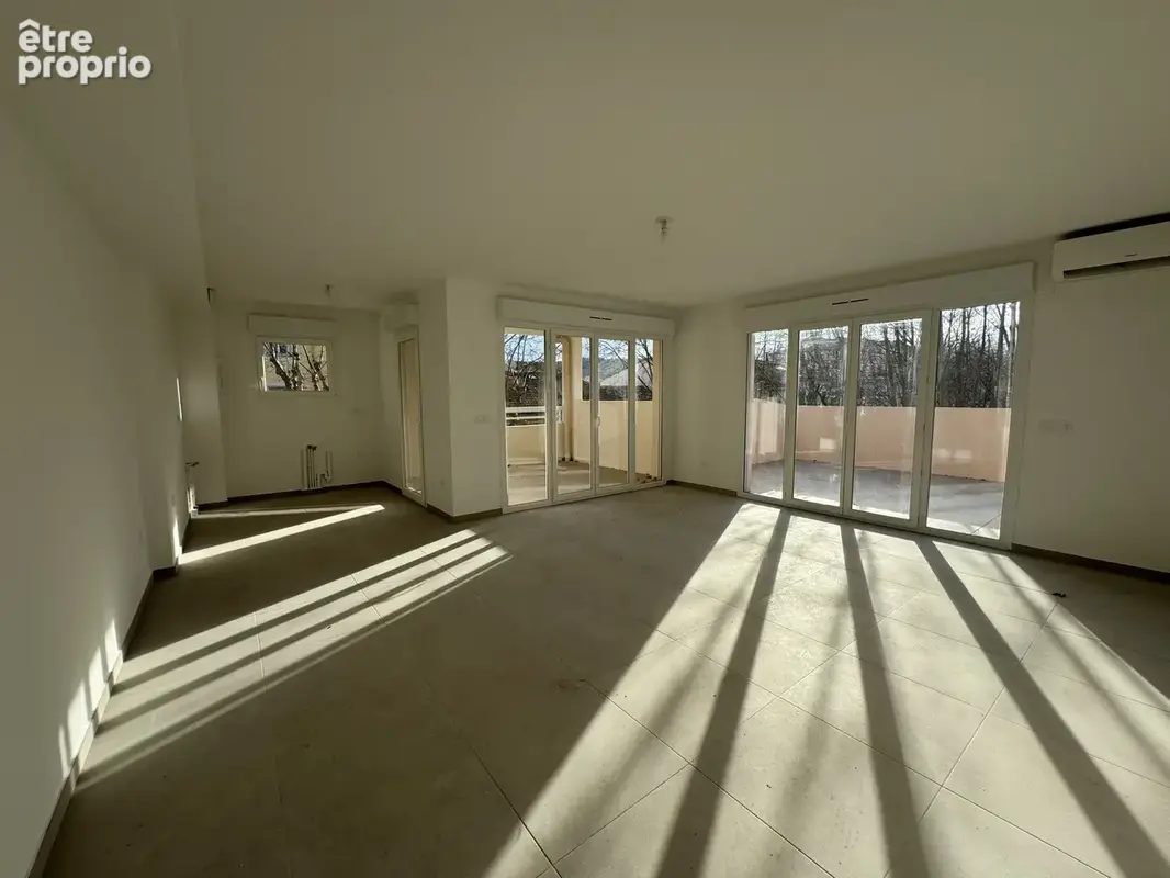 Appartement t3 dernier etage avec terrasses - photo 2