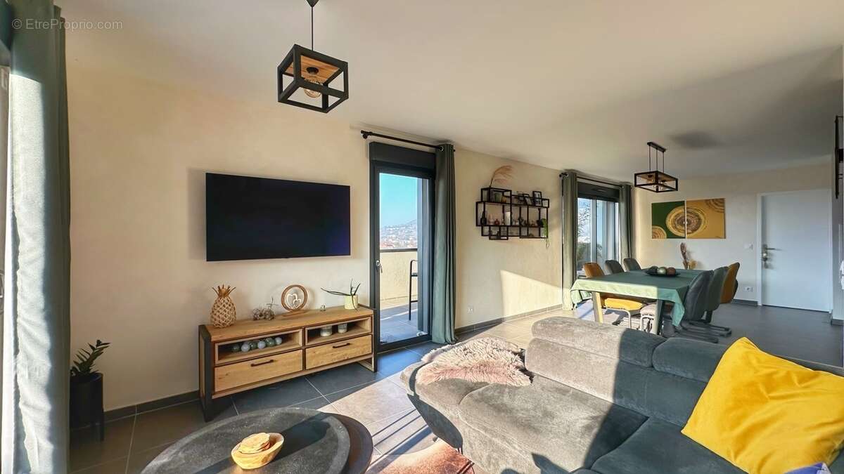 Appartement à VOIRON