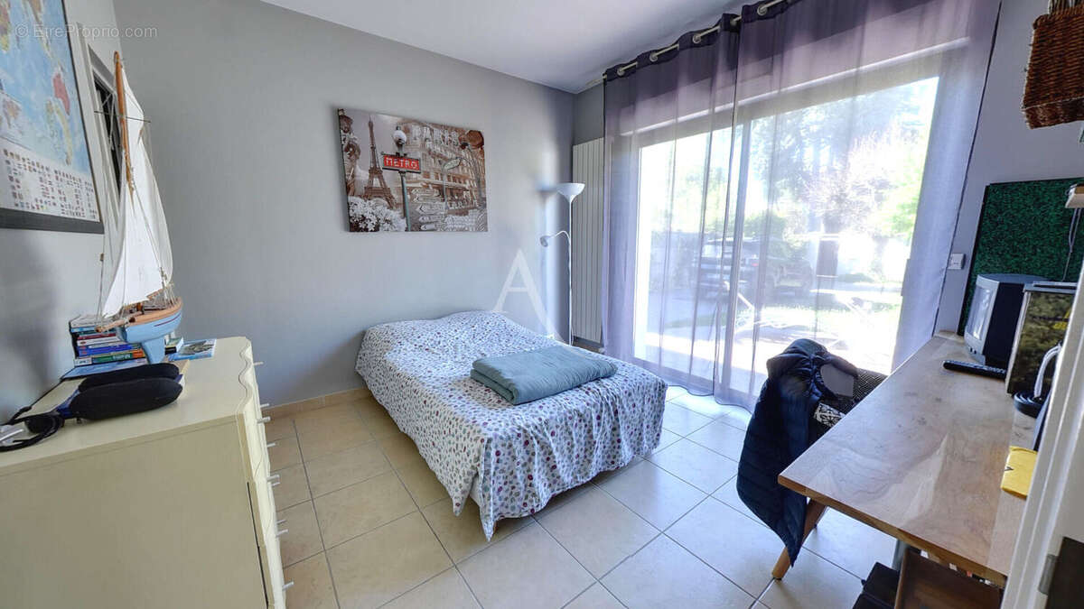 Maison à BRY-SUR-MARNE