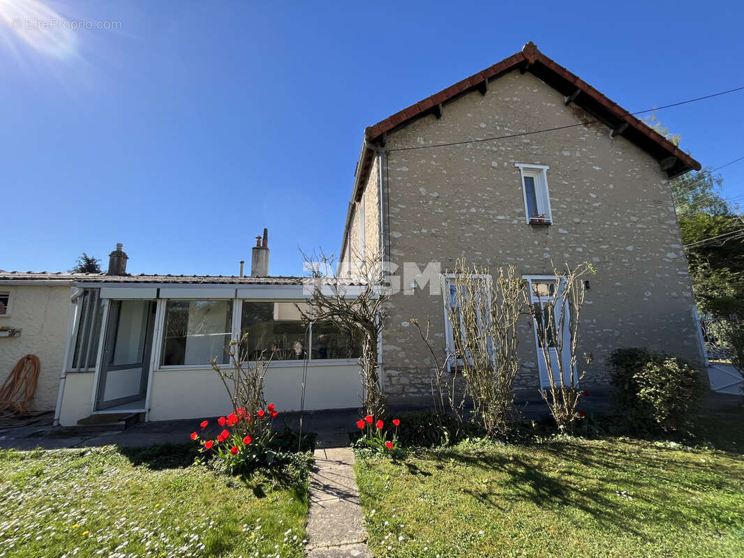 Maison à MALESHERBES