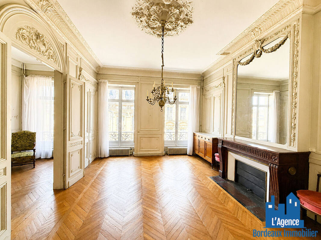 Appartement à BORDEAUX
