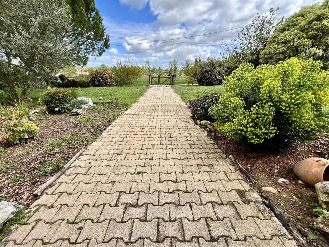 Appartement à MIRAMONT-DE-GUYENNE