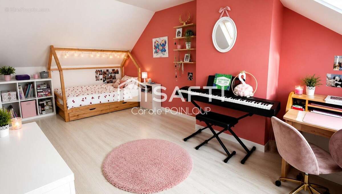 Maison 135 m² à Ozoir-La-Ferriere  - photo 7