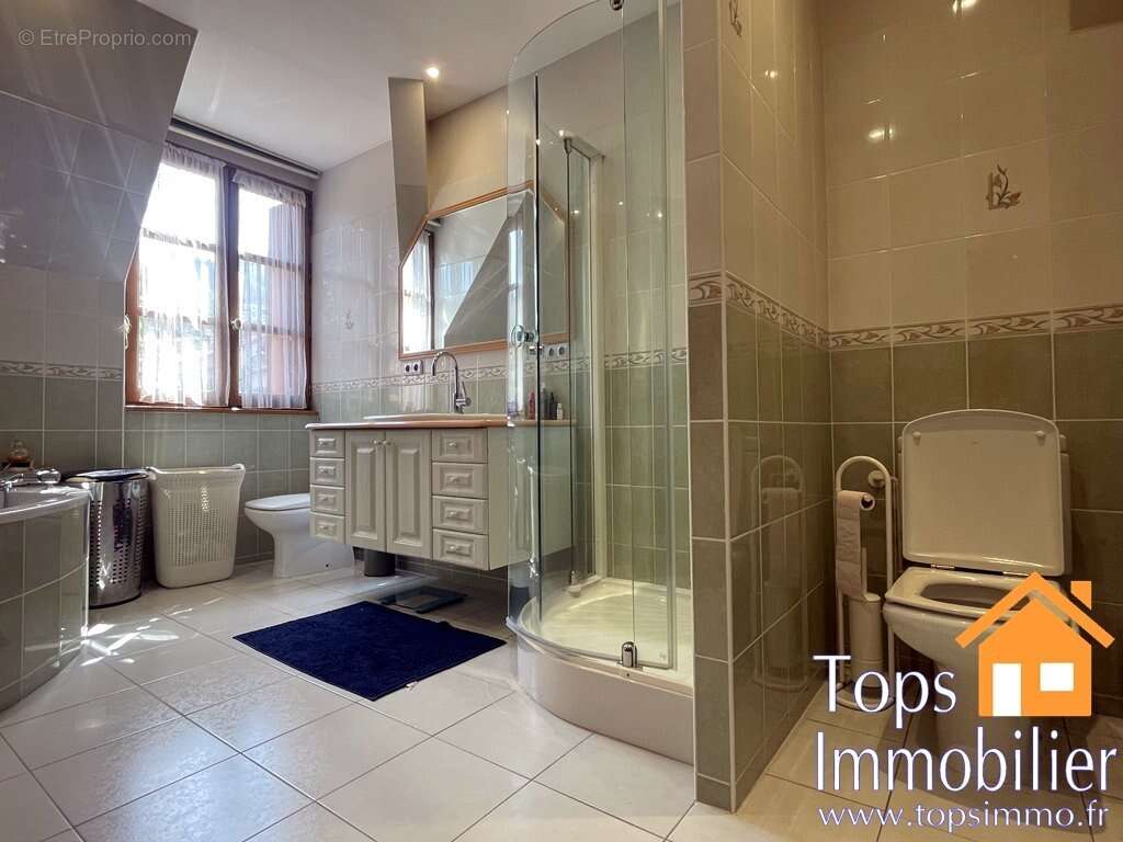 Maison à VILLEFRANCHE-DE-ROUERGUE