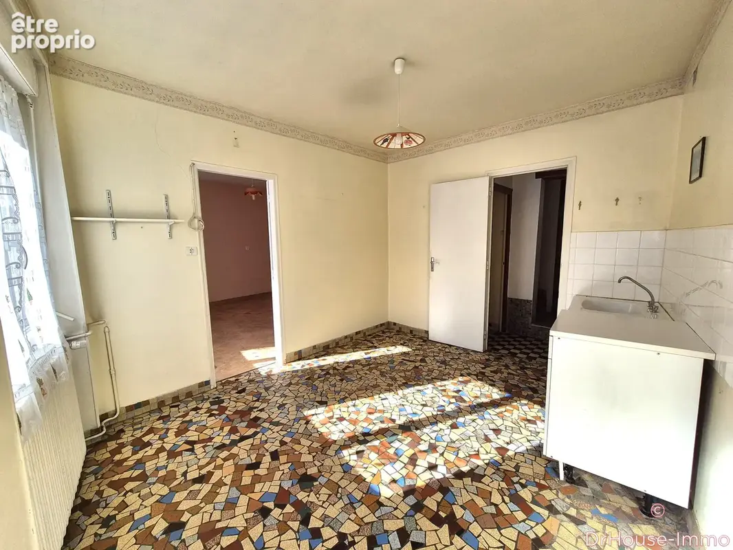 Maison 5 pièces 74 m² à vendre à Gorron (53120) - photo 6