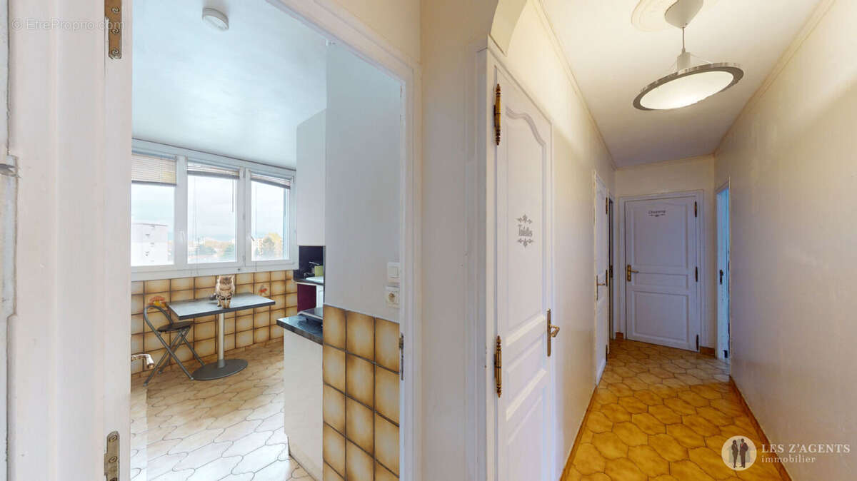 Appartement à FONTAINE