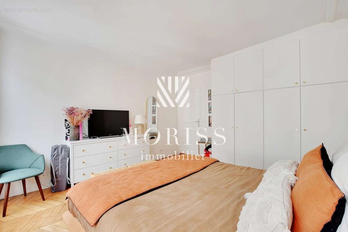 Appartement à PARIS-9E